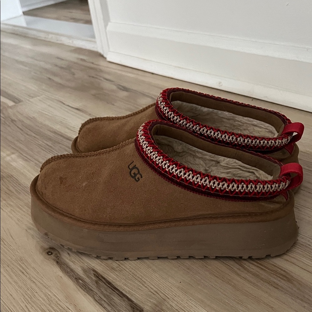 UGG Taz ll